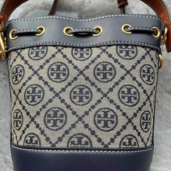 TB bucket bag, portable shopping bag, one shoulder, slant tote bag main image 5